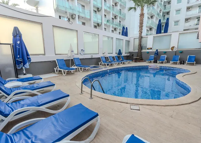 Gold Butik فندق *