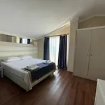 Gold Butik Отель *