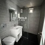Отель Gold Butik *