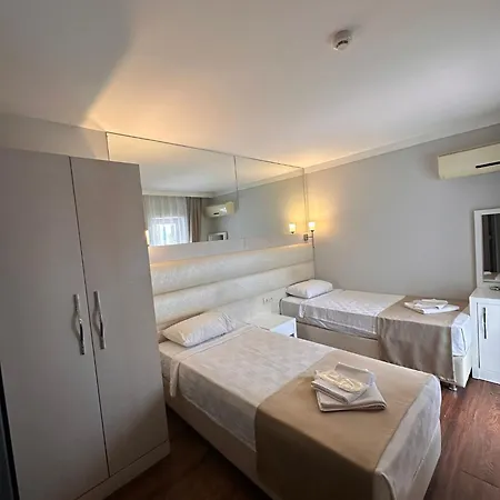 Hotel Gold Butik *